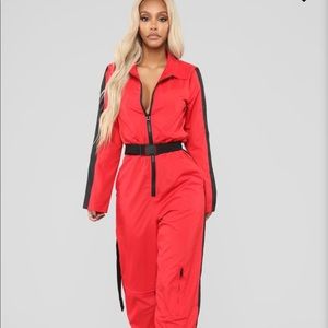 Fashion nova jump suit